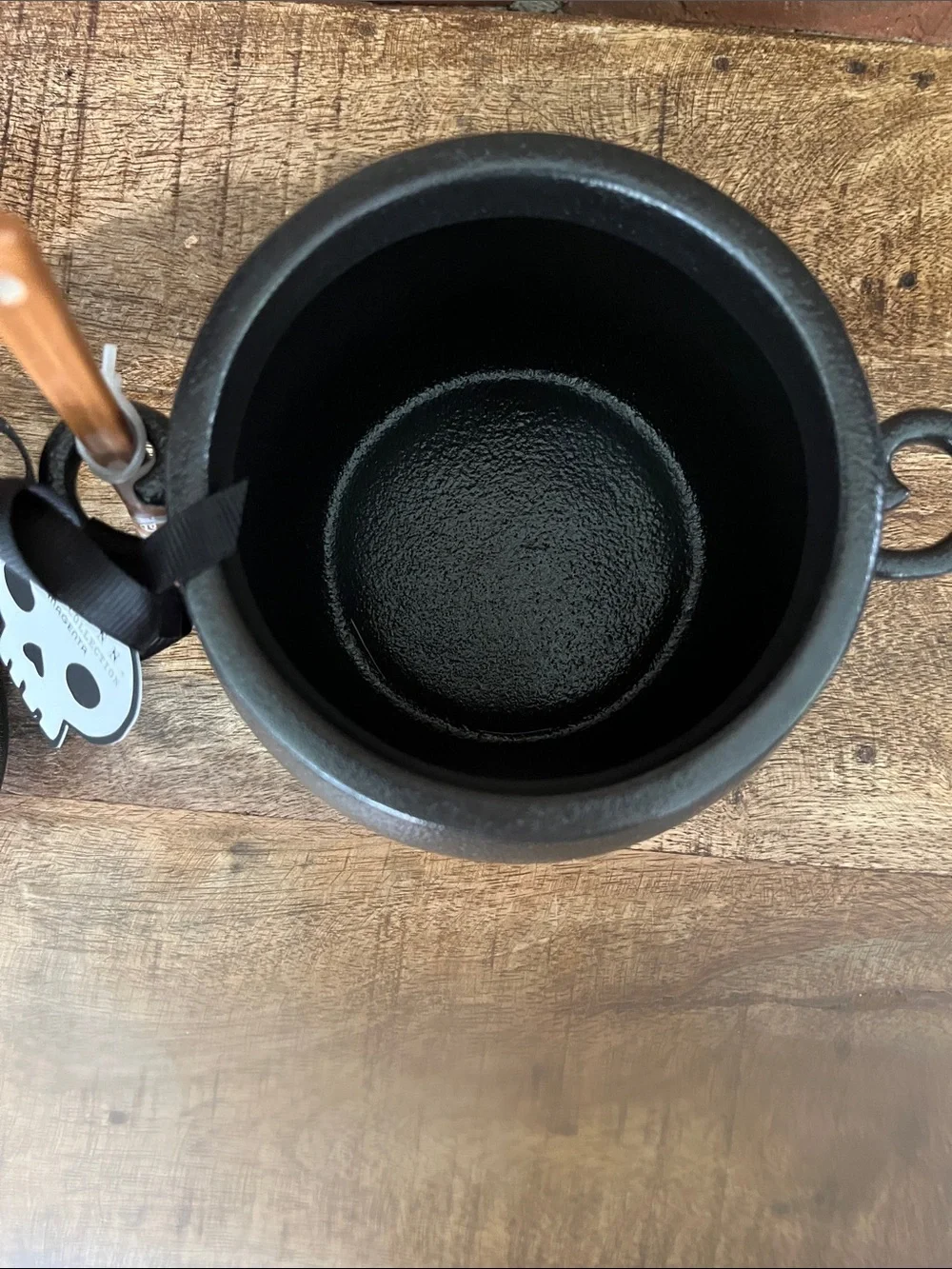 Rae dunn potion cauldronJar with Spoon - Black